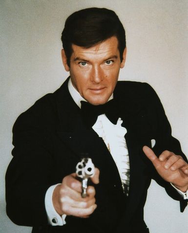  6 Lessons in Manliness from James Bond